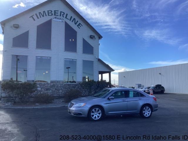 photo of 2013 Chrysler 200 LX