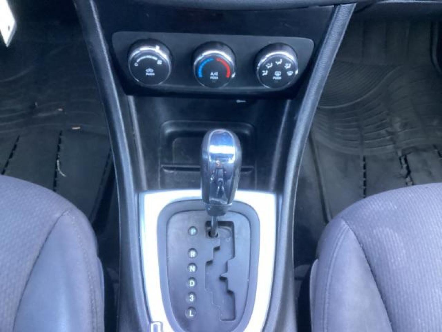 2013 Billet Silver Metallic /Black Cloth Interior Chrysler 200 LX (1C3CCBAB8DN) with an 2.4L L4 DOHC 16V engine, 6-Speed Automatic transmission, located at 1235 N Woodruff Ave., Idaho Falls, 83401, (208) 523-1053, 43.507172, -112.000488 - At Timberline Auto, finding a great deal on your next vehicle is always easy! Our experienced sales staff's goal is to help find you the right vehicle at the right price! Our knowledgeable finance department has options for almost any credit score. We offer extended service contract options to prote - Photo#13