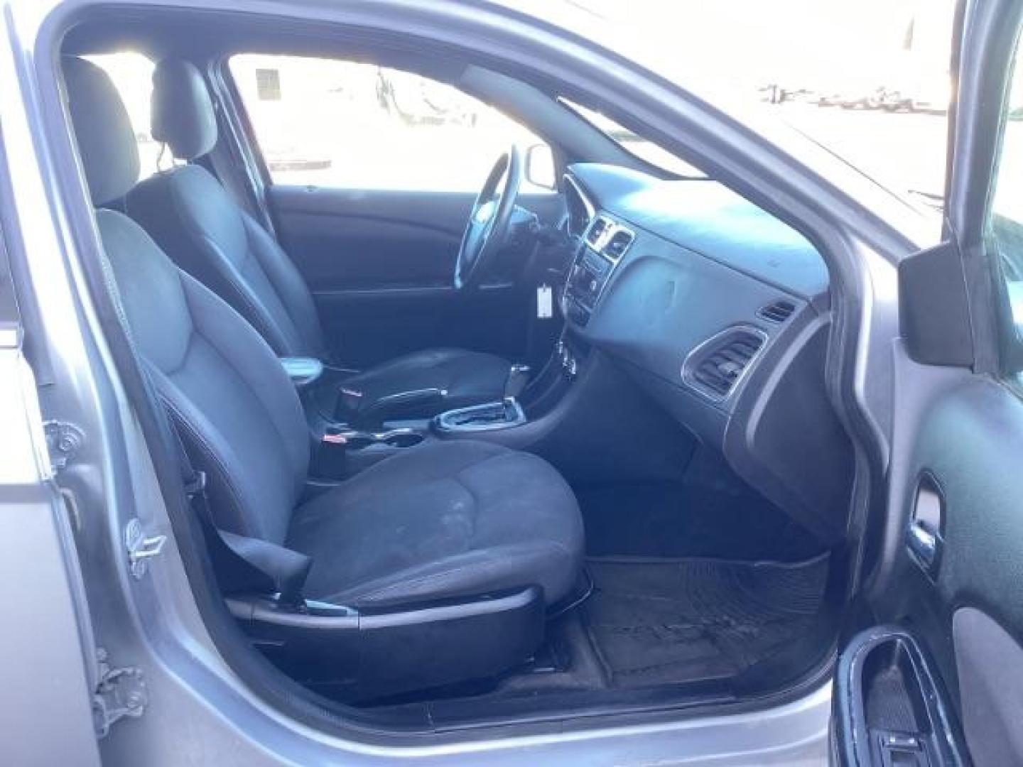 2013 Billet Silver Metallic /Black Cloth Interior Chrysler 200 LX (1C3CCBAB8DN) with an 2.4L L4 DOHC 16V engine, 6-Speed Automatic transmission, located at 1235 N Woodruff Ave., Idaho Falls, 83401, (208) 523-1053, 43.507172, -112.000488 - At Timberline Auto, finding a great deal on your next vehicle is always easy! Our experienced sales staff's goal is to help find you the right vehicle at the right price! Our knowledgeable finance department has options for almost any credit score. We offer extended service contract options to prote - Photo#17