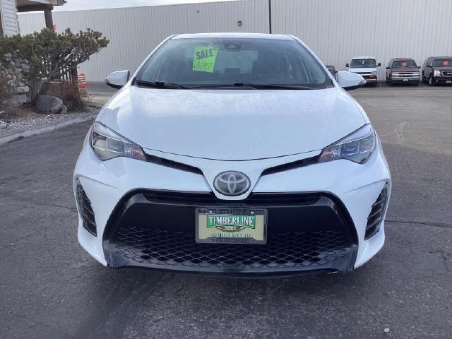 2019 Super White /Black Mixed Media, leatherette/cloth Toyota Corolla SE 6M (2T1BURHE4KC) with an 1.8L L4 DOHC 16V engine, 6-Speed Manual transmission, located at 1235 N Woodruff Ave., Idaho Falls, 83401, (208) 523-1053, 43.507172, -112.000488 - At Timberline Auto, finding a great deal on your next vehicle is always easy! Our experienced sales staff's goal is to help find you the right vehicle at the right price! Our knowledgeable finance department has options for almost any credit score. We offer extended service contract options to prote - Photo#8