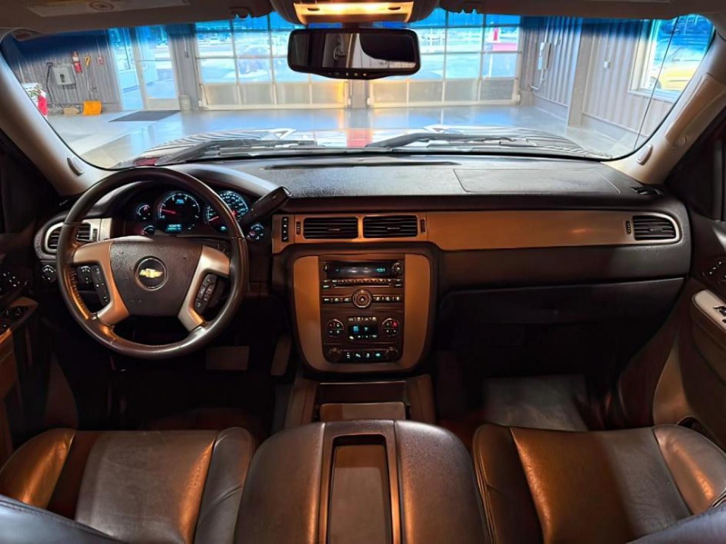 2013 Victory Red /Ebony Leather Interior Chevrolet Silverado 3500HD LTZ Crew Cab 4WD (1GC4K1E80DF) with an 6.6L V8 OHV 32V TURBO DIESEL engine, 6-Speed Automatic transmission, located at 1235 N Woodruff Ave., Idaho Falls, 83401, (208) 523-1053, 43.507172, -112.000488 - At Timberline Auto, finding a great deal on your next vehicle is always easy! Our experienced sales staff's goal is to help find you the right vehicle at the right price! Our knowledgeable finance department has options for almost any credit score. We offer extended service contract options to prote - Photo#16