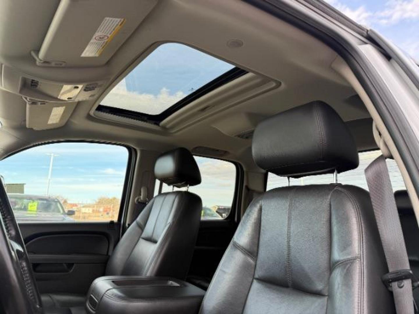2010 Summit White /Ebony Leather Interior Chevrolet Silverado 2500HD LTZ Crew Cab 4WD (1GC4KYB69AF) with an 6.6L V8 OHV 32V TURBO DIESEL engine, 6-Speed Automatic transmission, located at 1235 N Woodruff Ave., Idaho Falls, 83401, (208) 523-1053, 43.507172, -112.000488 - At Timberline Auto, finding a great deal on your next vehicle is always easy! Our experienced sales staff's goal is to help find you the right vehicle at the right price! Our knowledgeable finance department has options for almost any credit score. We offer extended service contract options to prote - Photo#17