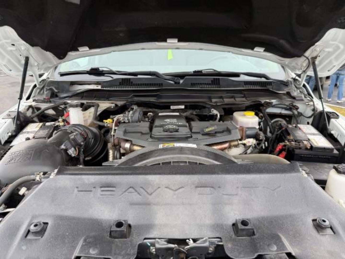 2018 WHITE /Black/Diesel Gray, cloth RAM 3500 Tradesman Crew Cab 4WD (3C63R3GL0JG) with an 6.7L L6 OHV 24V TURBO DIESEL engine, 6-Speed Automatic transmission, located at 1235 N Woodruff Ave., Idaho Falls, 83401, (208) 523-1053, 43.507172, -112.000488 - At Timberline Auto, finding a great deal on your next vehicle is always easy! Our experienced sales staff's goal is to help find you the right vehicle at the right price! Our knowledgeable finance department has options for almost any credit score. We offer extended service contract options to prote - Photo#9