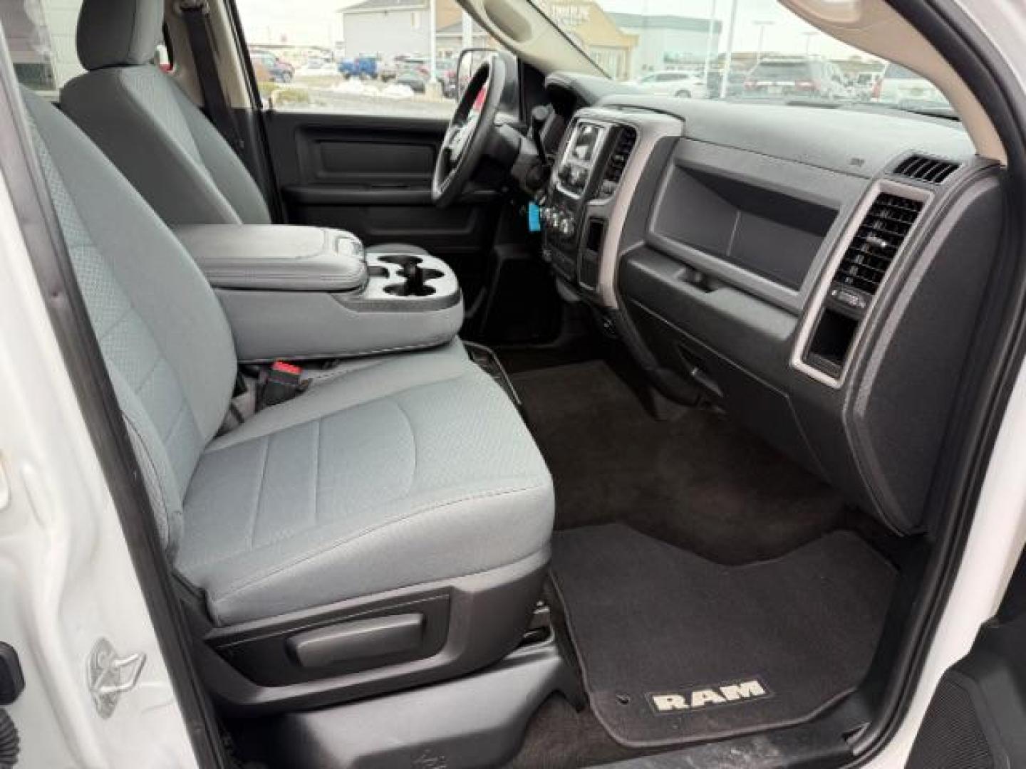 2018 WHITE /Black/Diesel Gray, cloth RAM 3500 Tradesman Crew Cab 4WD (3C63R3GL0JG) with an 6.7L L6 OHV 24V TURBO DIESEL engine, 6-Speed Automatic transmission, located at 1235 N Woodruff Ave., Idaho Falls, 83401, (208) 523-1053, 43.507172, -112.000488 - At Timberline Auto, finding a great deal on your next vehicle is always easy! Our experienced sales staff's goal is to help find you the right vehicle at the right price! Our knowledgeable finance department has options for almost any credit score. We offer extended service contract options to prote - Photo#15