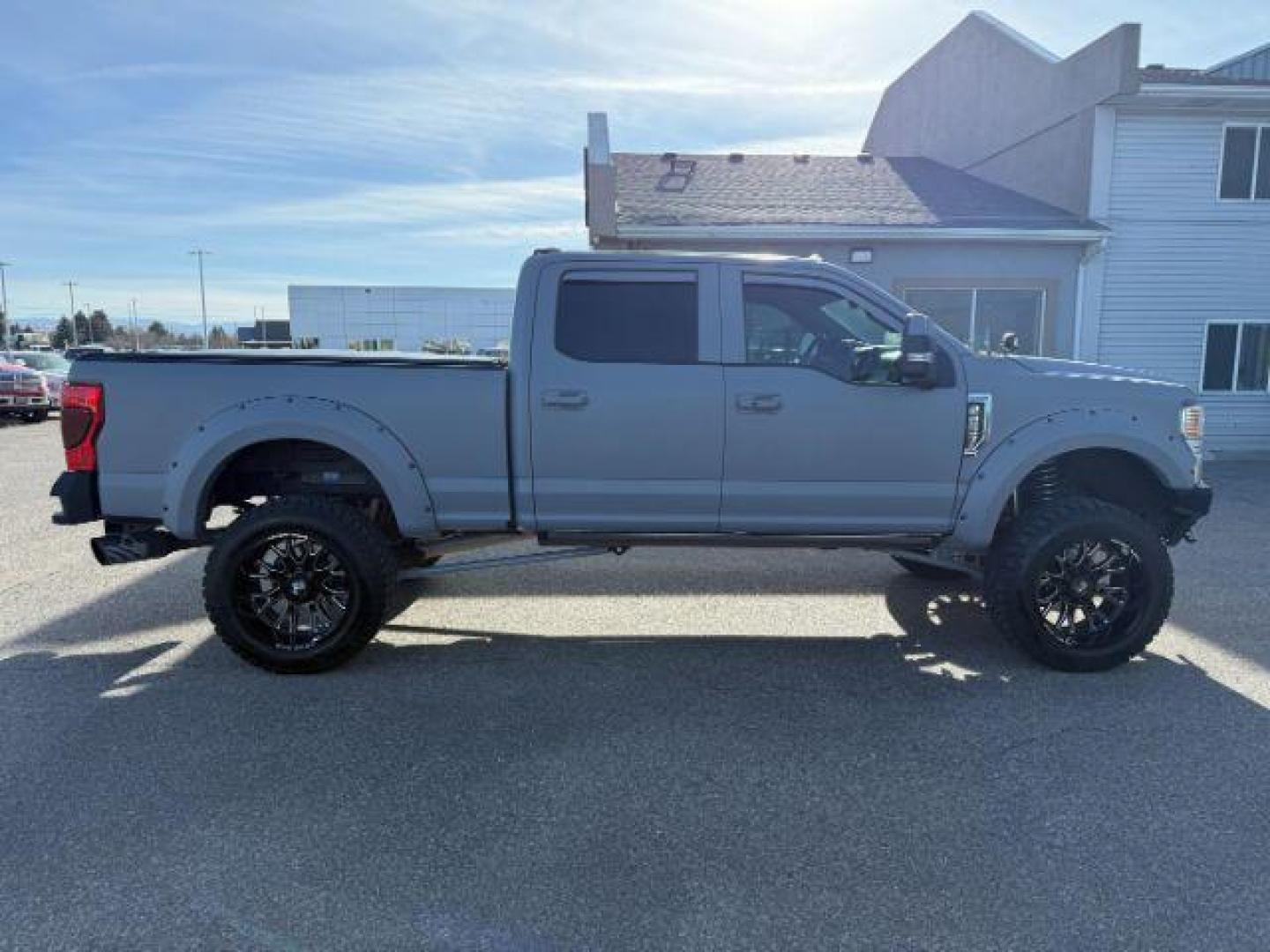 2020 GRAY /LEATHER Ford F-250 SD (1FT7W2BT4LE) with an 67L engine, Automatic transmission, located at 1175 N Woodruff Ave, Idaho Falls, ID, 83401, 43.506901, -111.999657 - At Timberline Auto, finding a great deal on your next vehicle is always easy! Our experienced sales staff's goal is to help find you the right vehicle at the right price! Our knowledgeable finance department has options for almost any credit score. We offer extended service contract options to prote - Photo#38
