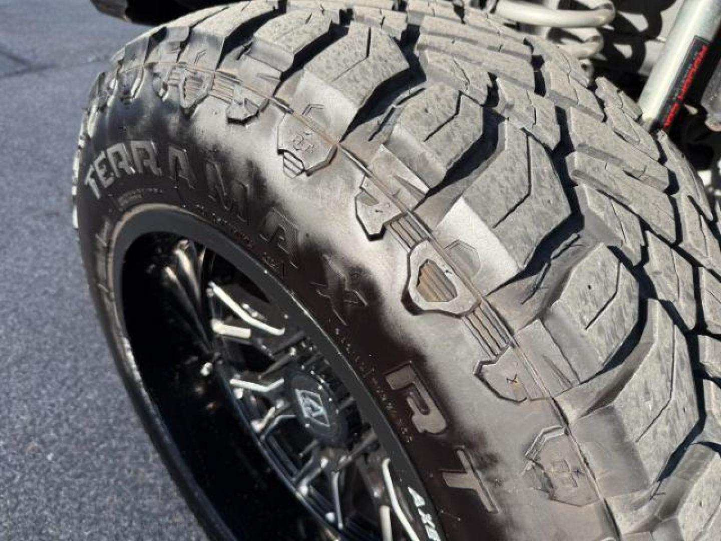 2020 GRAY /LEATHER Ford F-250 SD (1FT7W2BT4LE) with an 67L engine, Automatic transmission, located at 1175 N Woodruff Ave, Idaho Falls, ID, 83401, 43.506901, -111.999657 - At Timberline Auto, finding a great deal on your next vehicle is always easy! Our experienced sales staff's goal is to help find you the right vehicle at the right price! Our knowledgeable finance department has options for almost any credit score. We offer extended service contract options to prote - Photo#41