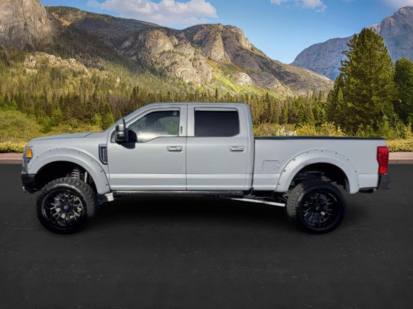 2020 GRAY /LEATHER Ford F-250 SD (1FT7W2BT4LE) with an 67L engine, Automatic transmission, located at 1175 N Woodruff Ave, Idaho Falls, ID, 83401, 43.506901, -111.999657 - At Timberline Auto, finding a great deal on your next vehicle is always easy! Our experienced sales staff's goal is to help find you the right vehicle at the right price! Our knowledgeable finance department has options for almost any credit score. We offer extended service contract options to prote - Photo#1