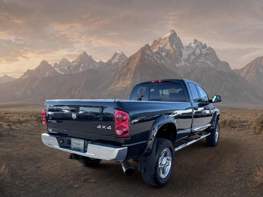 2007 BLACK /LEATHER Dodge Ram Pickup SLT (3D7KS28C37G) with an 6 Cyl, 5.9L engine, 6-speed manual transmission, located at 1175 N Woodruff Ave, Idaho Falls, ID, 83401, 43.506901, -111.999657 - <b>Vehicle Details</b><br>Looking for a dependable heavy-duty truck? Check out this 2007 Dodge Ram Pickup 2500 SLT 4WD, now available in Idaho Falls, ID. Powered by a proven 6-cylinder, 5.9L Diesel engine, this Ram is built to handle tough jobs, weekend towing, and everyday driving with confidence.- Photo#20