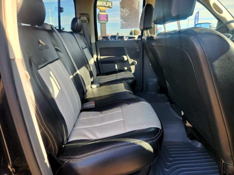 2007 BLACK /LEATHER Dodge Ram Pickup SLT (3D7KS28C37G) with an 6 Cyl, 5.9L engine, 6-speed manual transmission, located at 1175 N Woodruff Ave, Idaho Falls, ID, 83401, 43.506901, -111.999657 - <b>Vehicle Details</b><br>Looking for a dependable heavy-duty truck? Check out this 2007 Dodge Ram Pickup 2500 SLT 4WD, now available in Idaho Falls, ID. Powered by a proven 6-cylinder, 5.9L Diesel engine, this Ram is built to handle tough jobs, weekend towing, and everyday driving with confidence.- Photo#36