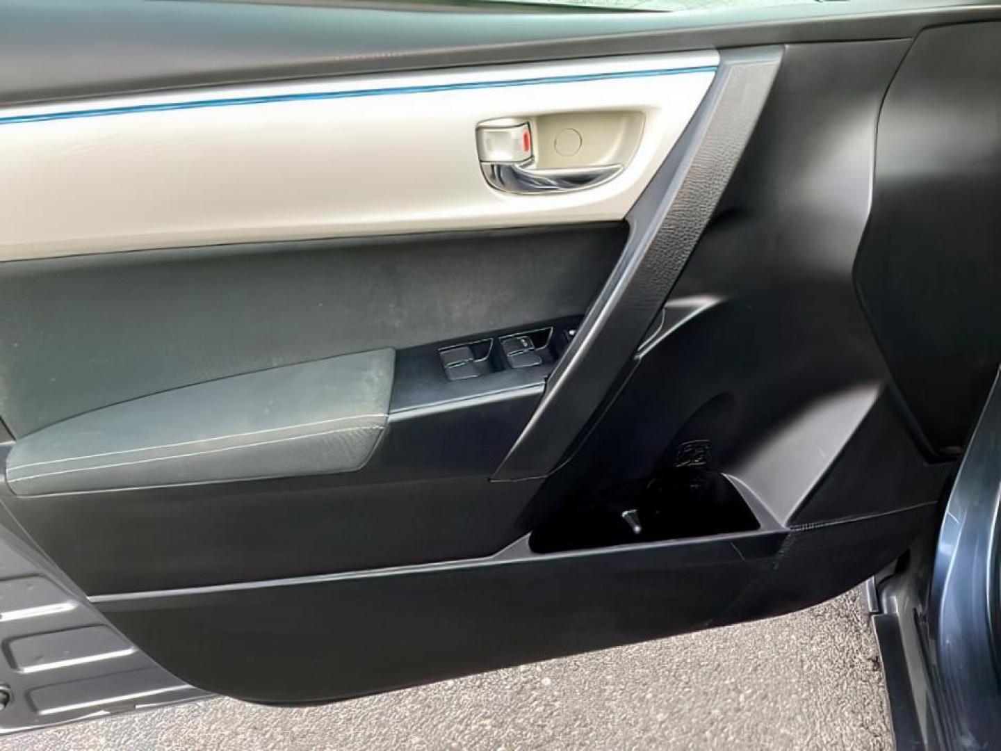 2016 Slate Metallic /Ash Fabric, cloth Toyota Corolla LE CVT (2T1BURHE7GC) with an 1.8L L4 DOHC 16V engine, Continuously Variable Transmission transmission, located at 1235 N Woodruff Ave., Idaho Falls, 83401, (208) 523-1053, 43.507172, -112.000488 - At Timberline Auto, finding a great deal on your next vehicle is always easy! Our experienced sales staff's goal is to help find you the right vehicle at the right price! Our knowledgeable finance department has options for almost any credit score. We offer extended service contract options to prote - Photo#14