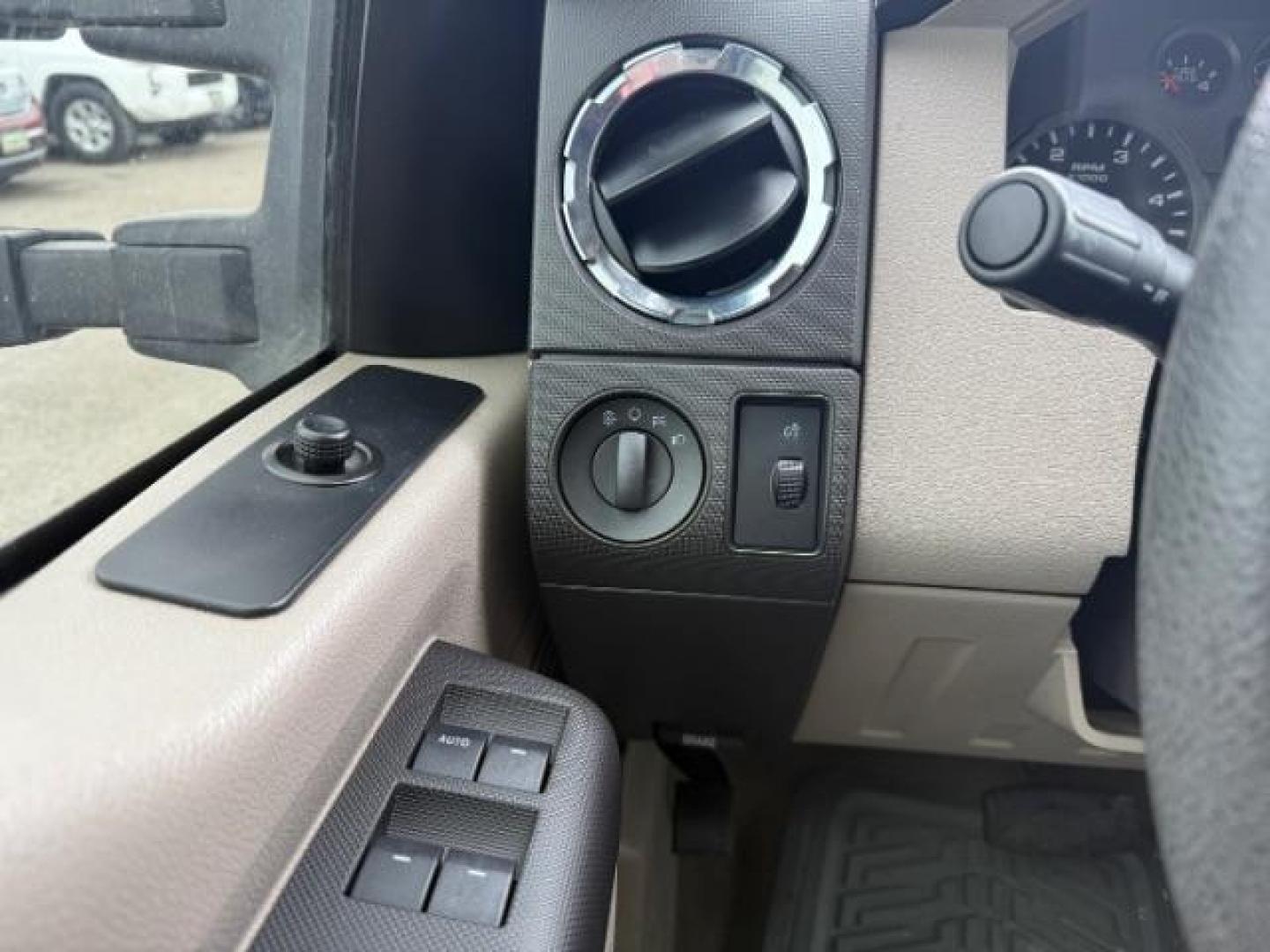 2008 GRAY /Medium Stone Cloth Interior Ford F-350 SD XLT Crew Cab 4WD (1FTWW31R48E) with an 6.4L V8 OHV 32V TURBO DIESEL engine, 5-Speed Automatic transmission, located at 1235 N Woodruff Ave., Idaho Falls, 83401, (208) 523-1053, 43.507172, -112.000488 - At Timberline Auto, finding a great deal on your next vehicle is always easy! Our experienced sales staff's goal is to help find you the right vehicle at the right price! Our knowledgeable finance department has options for almost any credit score. We offer extended service contract options to prote - Photo#25