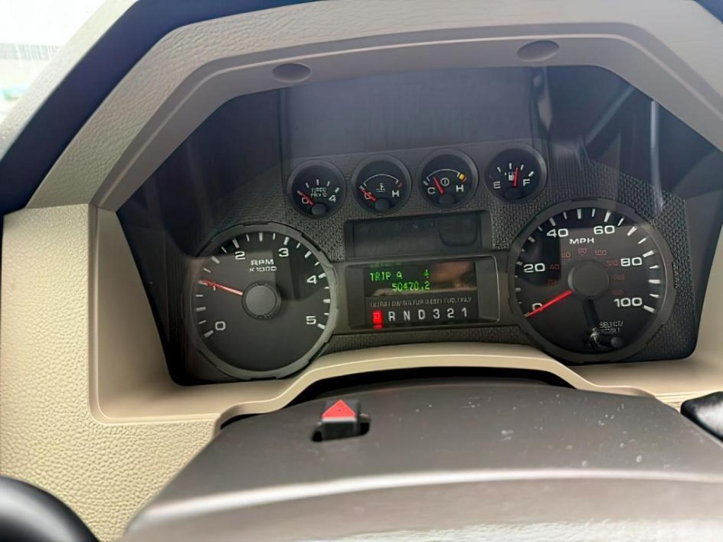 2008 GRAY /Medium Stone Cloth Interior Ford F-350 SD (1FTWW31R48E) with an 64L V8 OHV 32V TURBO DIESEL engine, Automatic transmission, located at 1175 N Woodruff Ave, Idaho Falls, ID, 83401, 43.506901, -111.999657 - At Timberline Auto, finding a great deal on your next vehicle is always easy! Our experienced sales staff's goal is to help find you the right vehicle at the right price! Our knowledgeable finance department has options for almost any credit score. We offer extended service contract options to prote - Photo#22