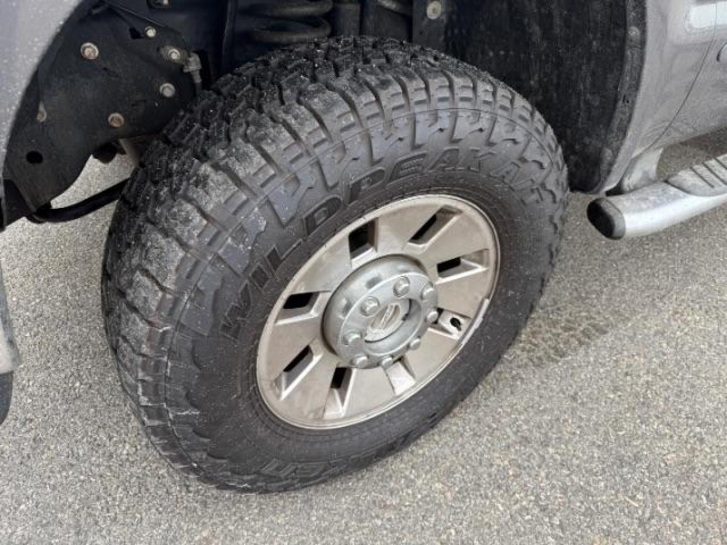 2008 GRAY /Medium Stone Cloth Interior Ford F-350 SD XLT Crew Cab 4WD (1FTWW31R48E) with an 6.4L V8 OHV 32V TURBO DIESEL engine, 5-Speed Automatic transmission, located at 1235 N Woodruff Ave., Idaho Falls, 83401, (208) 523-1053, 43.507172, -112.000488 - At Timberline Auto, finding a great deal on your next vehicle is always easy! Our experienced sales staff's goal is to help find you the right vehicle at the right price! Our knowledgeable finance department has options for almost any credit score. We offer extended service contract options to prote - Photo#8