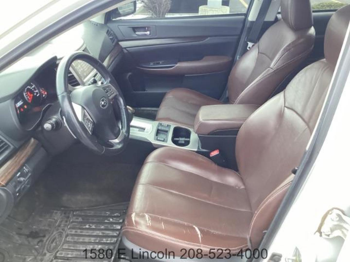 2014 Satin White Pearl Subaru Outback 2.5i Limited (4S4BRBPC1E3) with an 2.5L H4 DOHC 16V engine, located at 1235 N Woodruff Ave., Idaho Falls, 83401, (208) 523-1053, 43.507172, -112.000488 - Photo#12