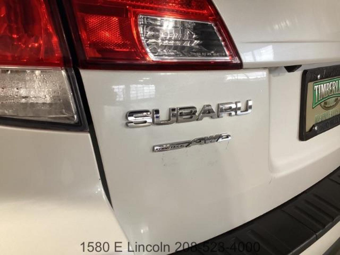 2014 Satin White Pearl Subaru Outback 2.5i Limited (4S4BRBPC1E3) with an 2.5L H4 DOHC 16V engine, located at 1235 N Woodruff Ave., Idaho Falls, 83401, (208) 523-1053, 43.507172, -112.000488 - Photo#7