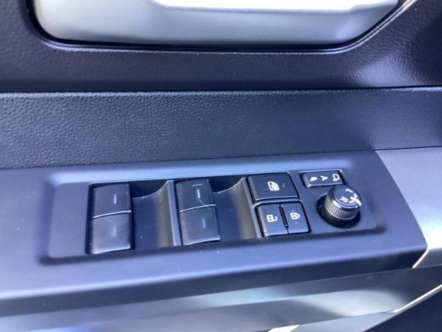 2022 White /Black Toyota Tundra SR5 CrewMax 4WD (5TFLA5DB3NX) with an 3.4L V6 DOHC 24V engine, 6-Speed Automatic transmission, located at 1235 N Woodruff Ave., Idaho Falls, 83401, (208) 523-1053, 43.507172, -112.000488 - At Timberline Auto, finding a great deal on your next vehicle is always easy! Our experienced sales staff's goal is to help find you the right vehicle at the right price! Our knowledgeable finance department has options for almost any credit score. We offer extended service contract options to prote - Photo#25