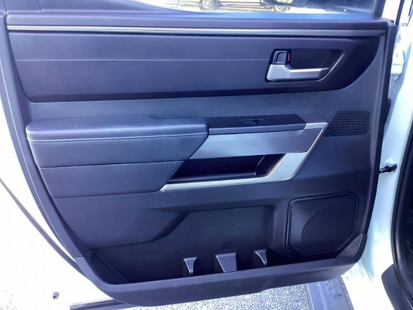 2022 White /Black Toyota Tundra (5TFLA5DB3NX) with an 34L V6 DOHC 24V engine, Automatic transmission, located at 1175 N Woodruff Ave, Idaho Falls, ID, 83401, 43.506901, -111.999657 - At Timberline Auto, finding a great deal on your next vehicle is always easy! Our experienced sales staff's goal is to help find you the right vehicle at the right price! Our knowledgeable finance department has options for almost any credit score. We offer extended service contract options to prote - Photo#28