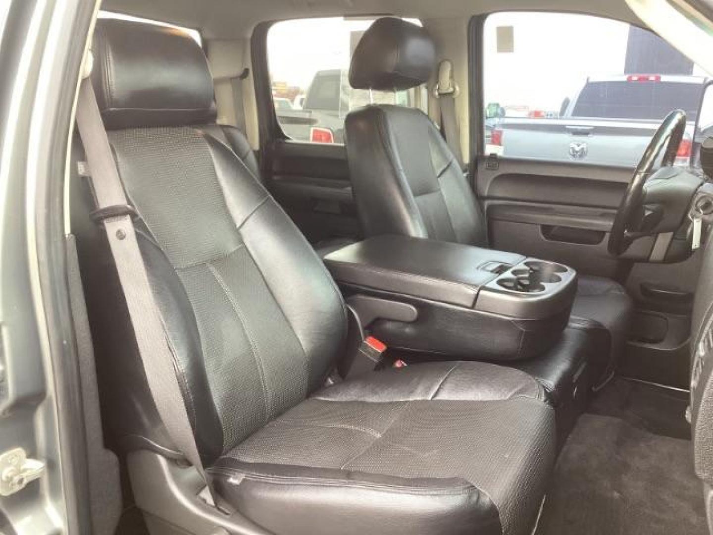 2011 Taupe Gray Metallic /Ebony Leather Interior Chevrolet Silverado 3500HD LT Crew Cab 4WD (1GC4K0C81BF) with an 6.6L V8 OHV 32V TURBO DIESEL engine, 6-Speed Automatic transmission, located at 1235 N Woodruff Ave., Idaho Falls, 83401, (208) 523-1053, 43.507172, -112.000488 - Photo#20