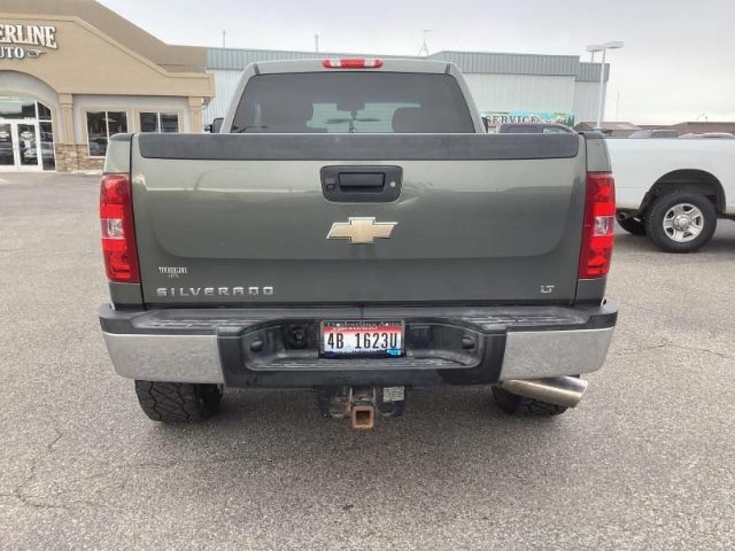 2011 Taupe Gray Metallic /Ebony Leather Interior Chevrolet Silverado 3500HD LT Crew Cab 4WD (1GC4K0C81BF) with an 6.6L V8 OHV 32V TURBO DIESEL engine, 6-Speed Automatic transmission, located at 1235 N Woodruff Ave., Idaho Falls, 83401, (208) 523-1053, 43.507172, -112.000488 - Photo#4