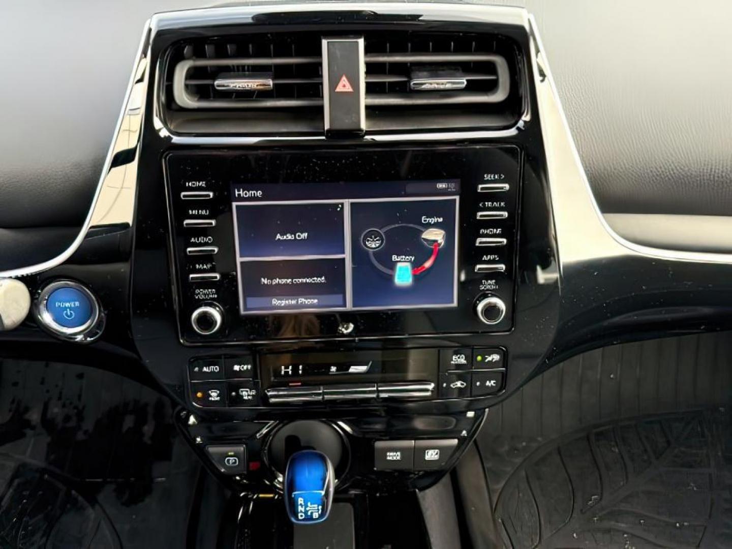 2020 Midnight Black Metallic /Black, leatherette Toyota Prius XLE (JTDKARFU5L3) with an 1.8L L4 DOHC 16V HYBRID engine, Continuously Variable Transmission transmission, located at 1235 N Woodruff Ave., Idaho Falls, 83401, (208) 523-1053, 43.507172, -112.000488 - At Timberline Auto, finding a great deal on your next vehicle is always easy! Our experienced sales staff's goal is to help find you the right vehicle at the right price! Our knowledgeable finance department has options for almost any credit score. We offer extended service contract options to prote - Photo#20