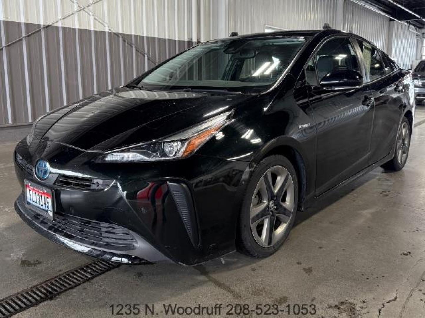 2020 Midnight Black Metallic /Black, leatherette Toyota Prius XLE (JTDKARFU5L3) with an 1.8L L4 DOHC 16V HYBRID engine, Continuously Variable Transmission transmission, located at 1235 N Woodruff Ave., Idaho Falls, 83401, (208) 523-1053, 43.507172, -112.000488 - At Timberline Auto, finding a great deal on your next vehicle is always easy! Our experienced sales staff's goal is to help find you the right vehicle at the right price! Our knowledgeable finance department has options for almost any credit score. We offer extended service contract options to prote - Photo#0