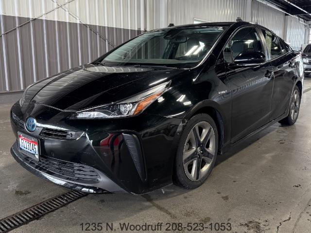photo of 2020 Toyota Prius XLE