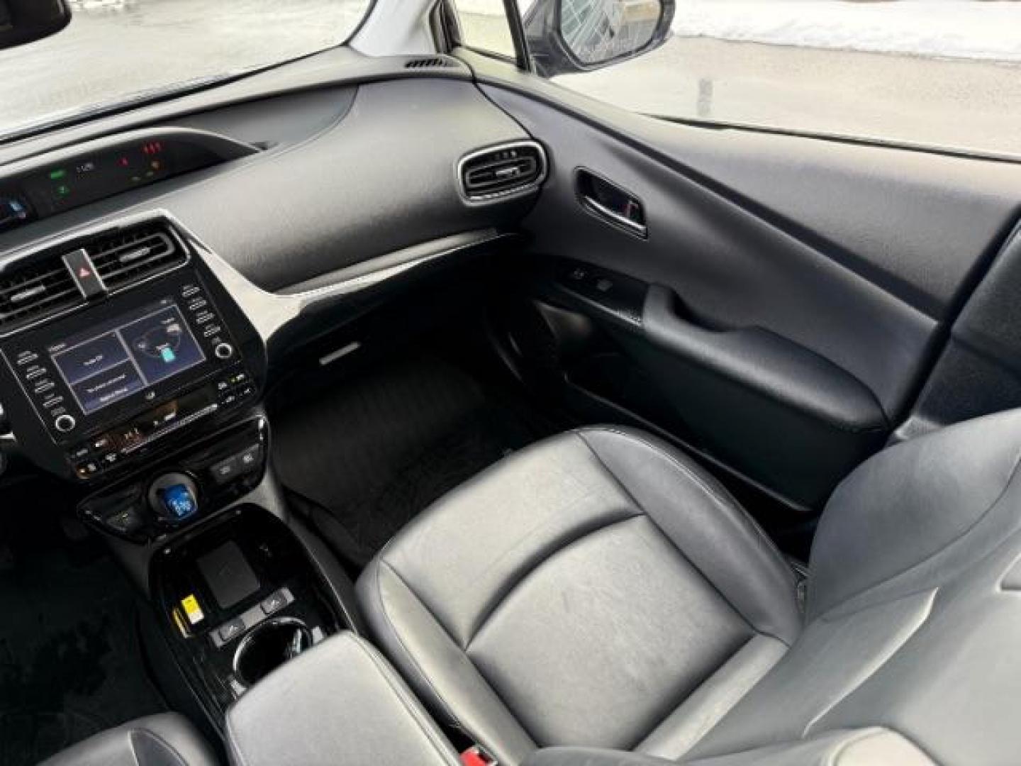 2020 Midnight Black Metallic /Black, leatherette Toyota Prius XLE (JTDKARFU5L3) with an 1.8L L4 DOHC 16V HYBRID engine, Continuously Variable Transmission transmission, located at 1235 N Woodruff Ave., Idaho Falls, 83401, (208) 523-1053, 43.507172, -112.000488 - At Timberline Auto, finding a great deal on your next vehicle is always easy! Our experienced sales staff's goal is to help find you the right vehicle at the right price! Our knowledgeable finance department has options for almost any credit score. We offer extended service contract options to prote - Photo#17