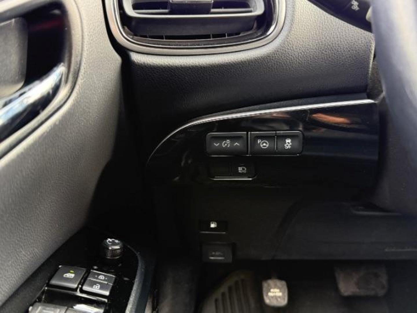 2020 Midnight Black Metallic /Black, leatherette Toyota Prius XLE (JTDKARFU5L3) with an 1.8L L4 DOHC 16V HYBRID engine, Continuously Variable Transmission transmission, located at 1235 N Woodruff Ave., Idaho Falls, 83401, (208) 523-1053, 43.507172, -112.000488 - At Timberline Auto, finding a great deal on your next vehicle is always easy! Our experienced sales staff's goal is to help find you the right vehicle at the right price! Our knowledgeable finance department has options for almost any credit score. We offer extended service contract options to prote - Photo#22