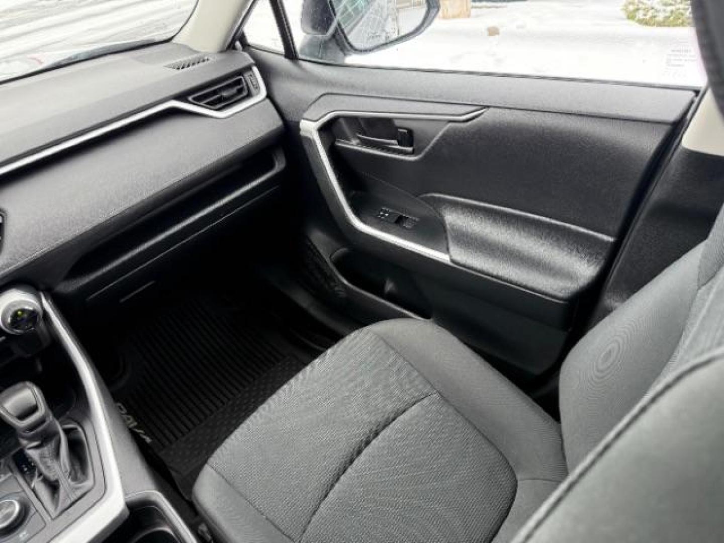 2021 Silver Sky Metallic /Black, cloth Toyota RAV4 Hybrid LE (4T3L6RFVXMU) with an 2.5L L4 DOHC 16V HYBRID engine, Continuously Variable Transmission transmission, located at 1235 N Woodruff Ave., Idaho Falls, 83401, (208) 523-1053, 43.507172, -112.000488 - At Timberline Auto, finding a great deal on your next vehicle is always easy! Our experienced sales staff's goal is to help find you the right vehicle at the right price! Our knowledgeable finance department has options for almost any credit score. We offer extended service contract options to prote - Photo#20