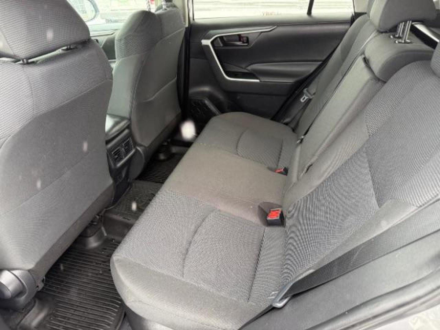 2021 Silver Sky Metallic /Black, cloth Toyota RAV4 Hybrid LE (4T3L6RFVXMU) with an 2.5L L4 DOHC 16V HYBRID engine, Continuously Variable Transmission transmission, located at 1235 N Woodruff Ave., Idaho Falls, 83401, (208) 523-1053, 43.507172, -112.000488 - At Timberline Auto, finding a great deal on your next vehicle is always easy! Our experienced sales staff's goal is to help find you the right vehicle at the right price! Our knowledgeable finance department has options for almost any credit score. We offer extended service contract options to prote - Photo#27