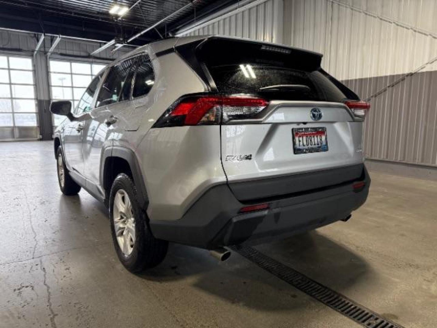 2021 Silver Sky Metallic /Black, cloth Toyota RAV4 Hybrid LE (4T3L6RFVXMU) with an 2.5L L4 DOHC 16V HYBRID engine, Continuously Variable Transmission transmission, located at 1235 N Woodruff Ave., Idaho Falls, 83401, (208) 523-1053, 43.507172, -112.000488 - At Timberline Auto, finding a great deal on your next vehicle is always easy! Our experienced sales staff's goal is to help find you the right vehicle at the right price! Our knowledgeable finance department has options for almost any credit score. We offer extended service contract options to prote - Photo#3