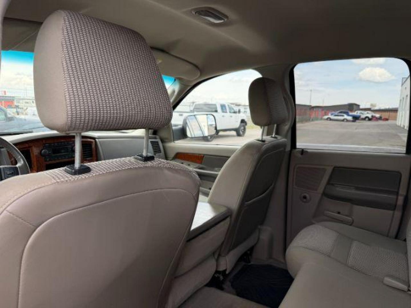 2006 BLUE /Medium Slate Gray Cloth Interior Dodge Ram 3500 SLT Quad Cab Long Bed 4WD (3D7LX38C96G) with an 5.9L L6 OHV 24V TURBO DIESEL engine, 6-Speed Manual transmission, located at 1235 N Woodruff Ave., Idaho Falls, 83401, (208) 523-1053, 43.507172, -112.000488 - At Timberline Auto, finding a great deal on your next vehicle is always easy! Our experienced sales staff's goal is to help find you the right vehicle at the right price! Our knowledgeable finance department has options for almost any credit score. We offer extended service contract options to prote - Photo#16