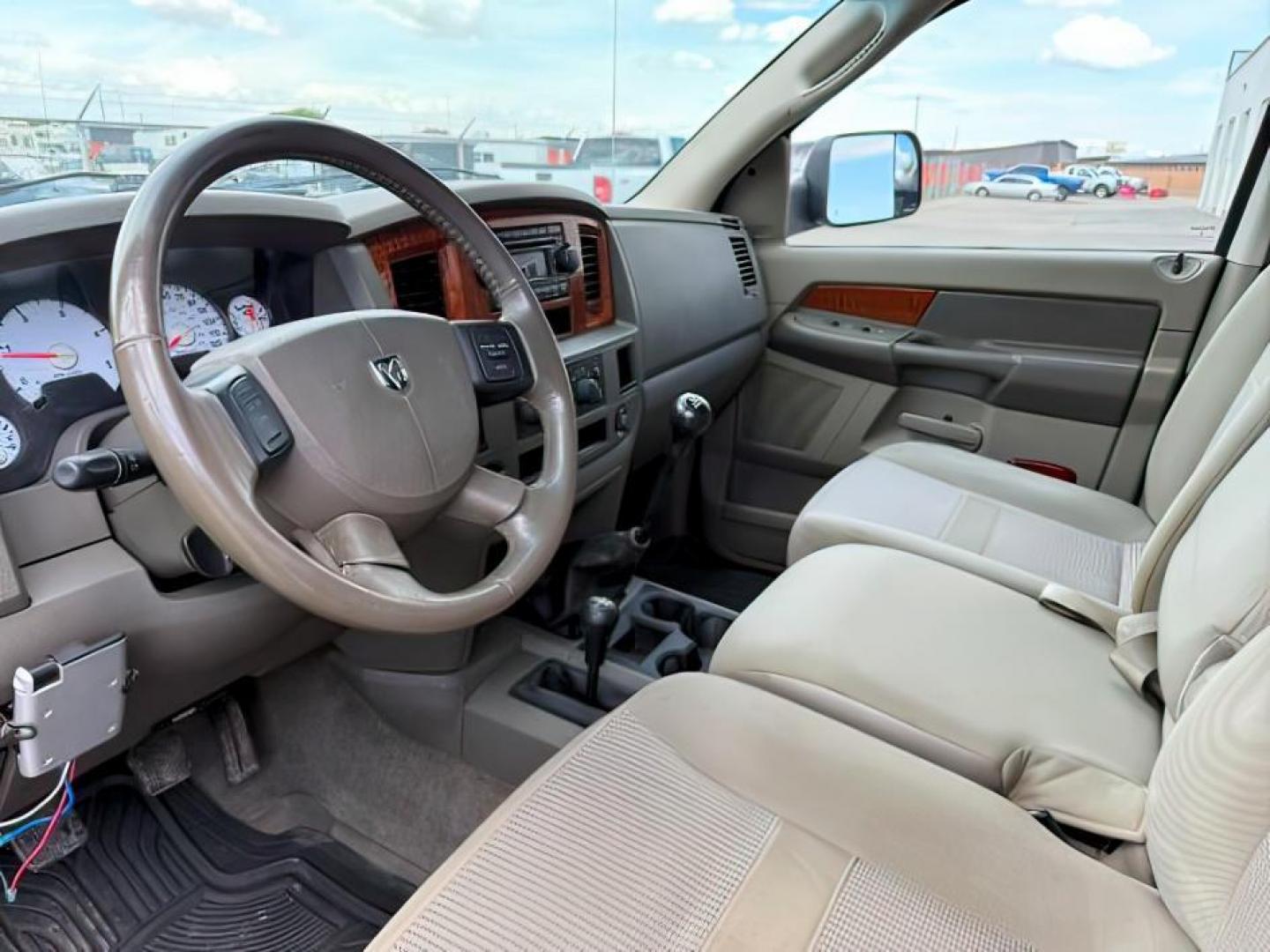 2006 BLUE /Medium Slate Gray Cloth Interior Dodge Ram 3500 SLT Quad Cab Long Bed 4WD (3D7LX38C96G) with an 5.9L L6 OHV 24V TURBO DIESEL engine, 6-Speed Manual transmission, located at 1235 N Woodruff Ave., Idaho Falls, 83401, (208) 523-1053, 43.507172, -112.000488 - At Timberline Auto, finding a great deal on your next vehicle is always easy! Our experienced sales staff's goal is to help find you the right vehicle at the right price! Our knowledgeable finance department has options for almost any credit score. We offer extended service contract options to prote - Photo#10