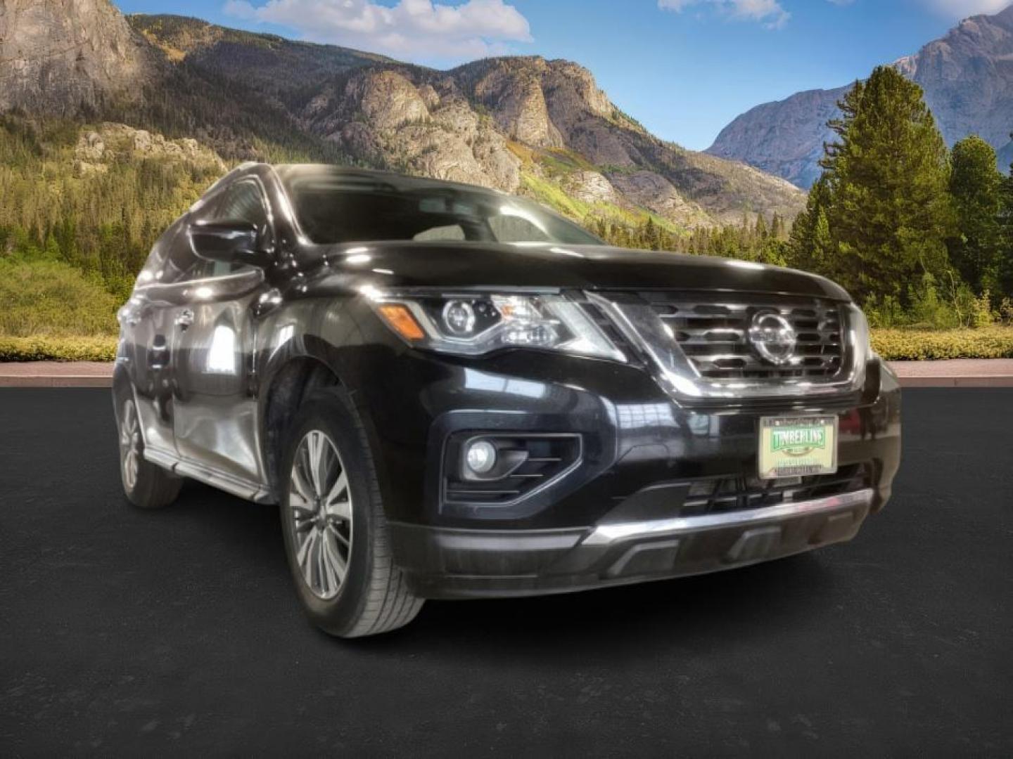 2020 Magnetic Black Pearl /Charcoal, leatherette/cloth Nissan Pathfinder SV 4WD (5N1DR2BM7LC) with an 3.5L V6 DOHC 24V engine, Continuously Variable Transmission transmission, located at 1235 N Woodruff Ave., Idaho Falls, 83401, (208) 523-1053, 43.507172, -112.000488 - At Timberline Auto, finding a great deal on your next vehicle is always easy! Our experienced sales staff's goal is to help find you the right vehicle at the right price! Our knowledgeable finance department has options for almost any credit score. We offer extended service contract options to prote - Photo#5