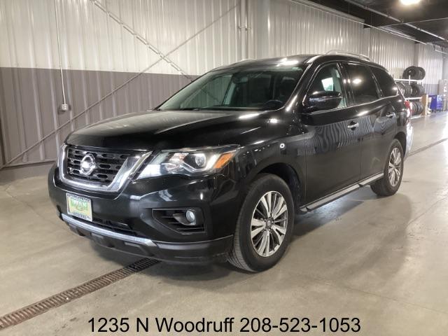 photo of 2020 Nissan Pathfinder SV 4WD