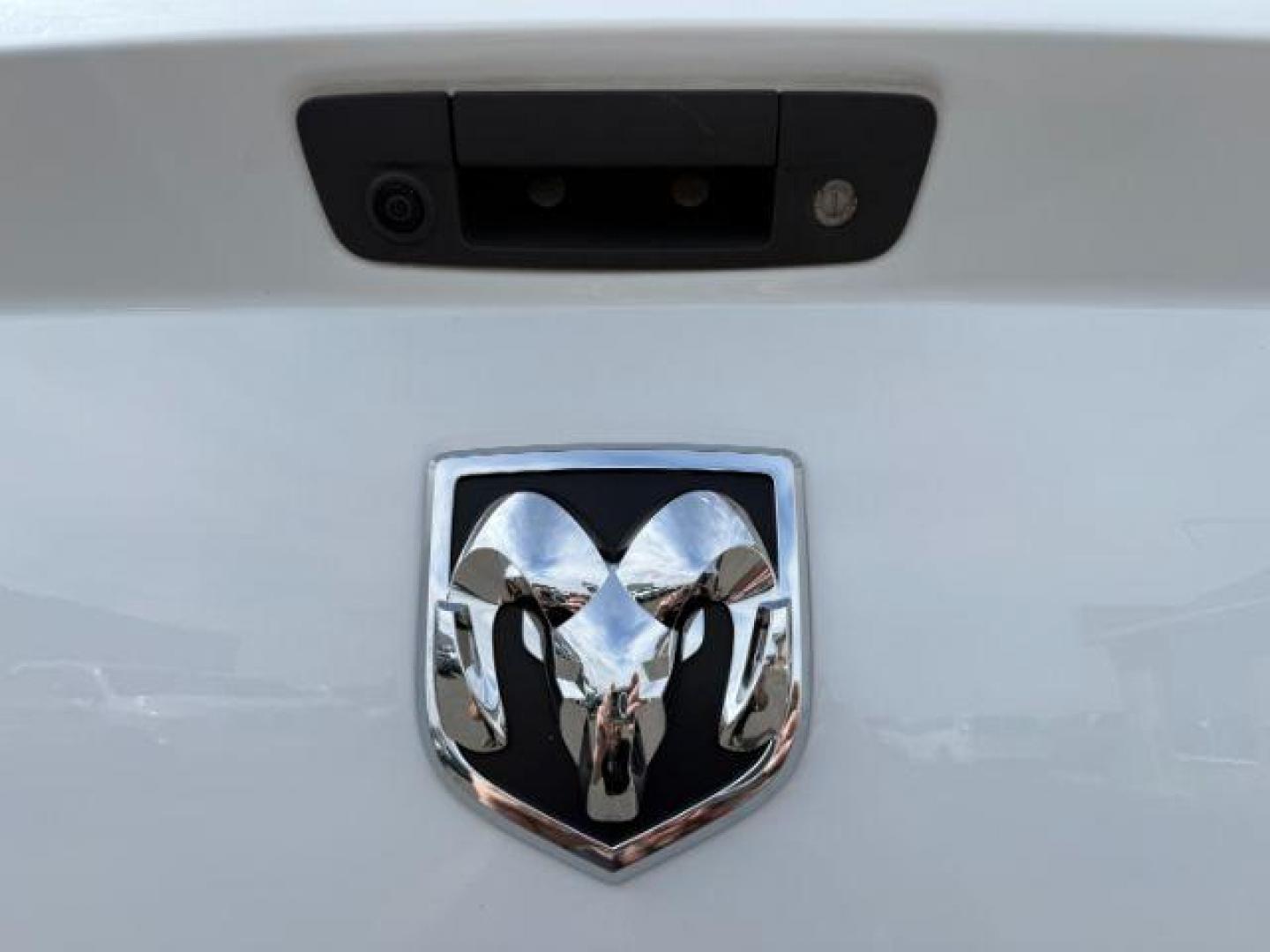 2013 Bright White Clearcoat /Black Ram 3500 (3C63R3EL8DG) with an 67L L6 OHV 24V TURBO DIESEL engine, Automatic transmission, located at 1175 N Woodruff Ave, Idaho Falls, ID, 83401, 43.506901, -111.999657 - At Timberline Auto, finding a great deal on your next vehicle is always easy! Our experienced sales staff's goal is to help find you the right vehicle at the right price! Our knowledgeable finance department has options for almost any credit score. We offer extended service contract options to prote - Photo#28