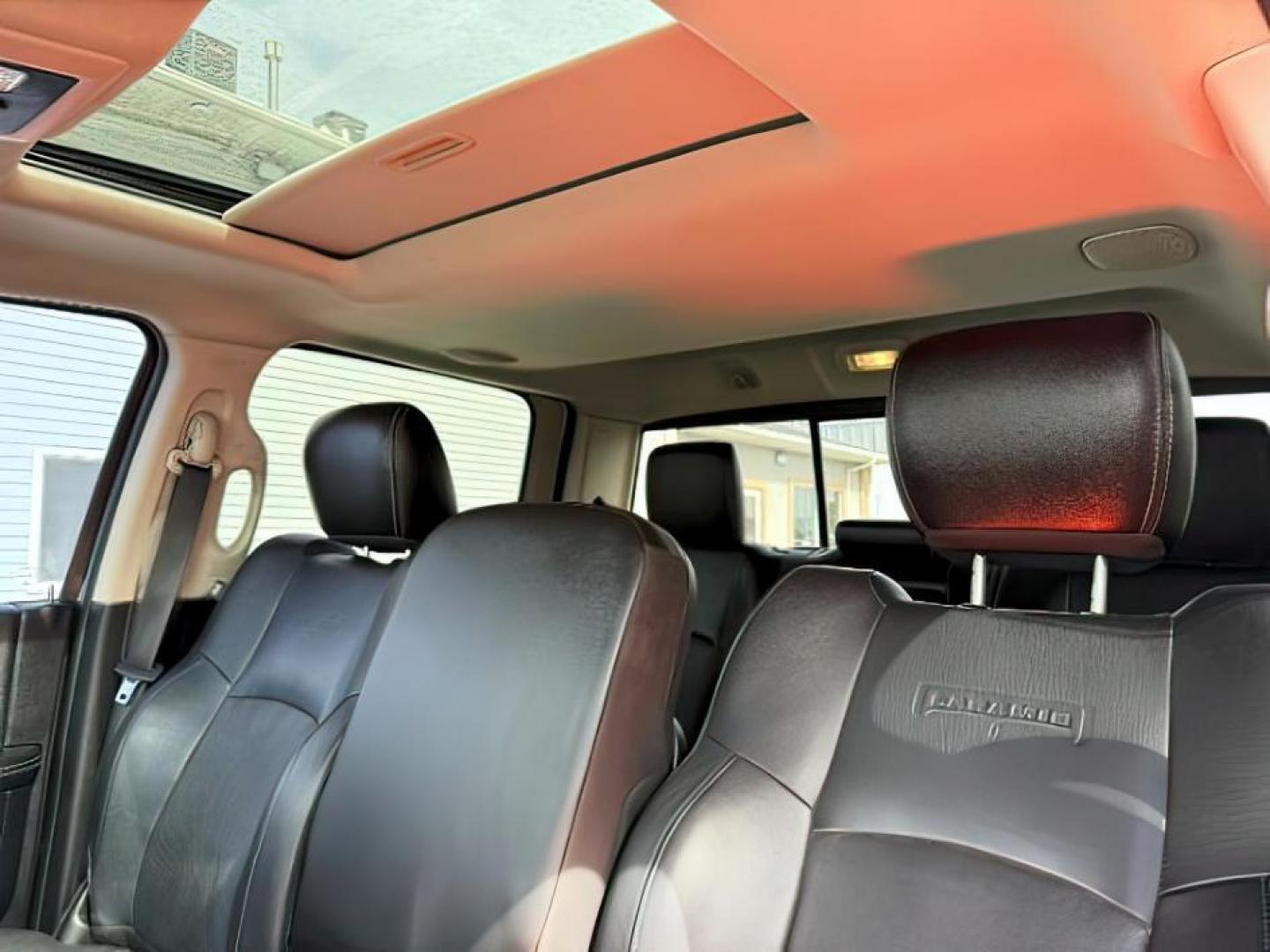 2013 Bright White Clearcoat /Black Ram 3500 (3C63R3EL8DG) with an 67L L6 OHV 24V TURBO DIESEL engine, Automatic transmission, located at 1175 N Woodruff Ave, Idaho Falls, ID, 83401, 43.506901, -111.999657 - At Timberline Auto, finding a great deal on your next vehicle is always easy! Our experienced sales staff's goal is to help find you the right vehicle at the right price! Our knowledgeable finance department has options for almost any credit score. We offer extended service contract options to prote - Photo#17