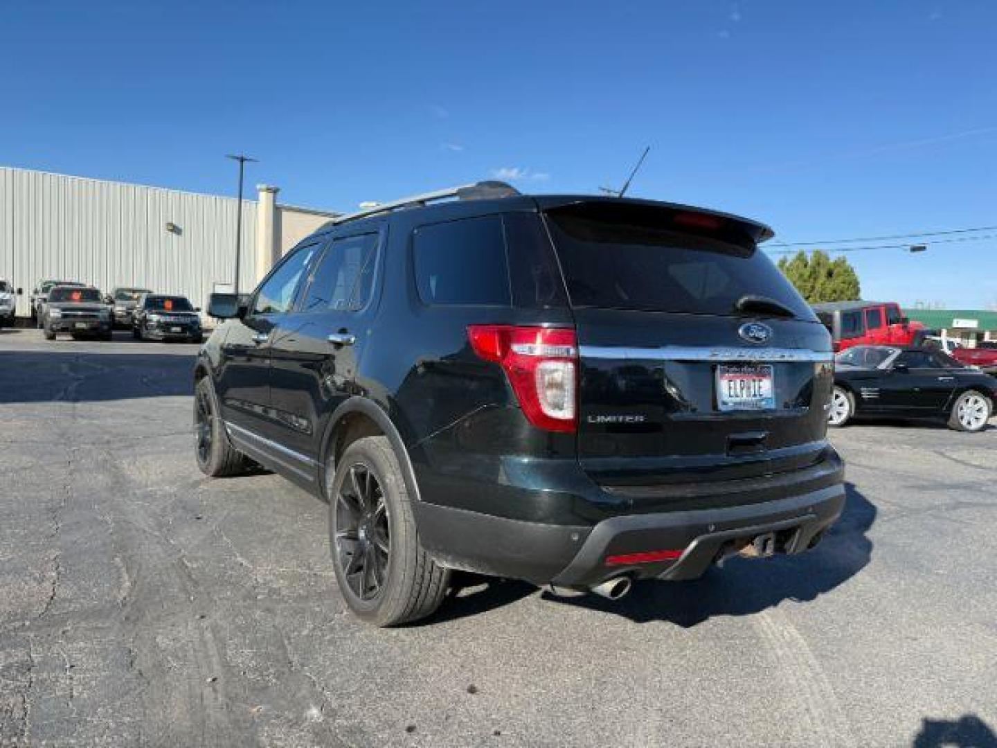 2015 Tuxedo Black Metallic /Charcoal Black, leather Ford Explorer Limited 4WD (1FM5K8F89FG) with an 3.5L V6 DOHC 24V engine, 6-Speed Automatic transmission, located at 1235 N Woodruff Ave., Idaho Falls, 83401, (208) 523-1053, 43.507172, -112.000488 - At Timberline Auto, finding a great deal on your next vehicle is always easy! Our experienced sales staff's goal is to help find you the right vehicle at the right price! Our knowledgeable finance department has options for almost any credit score. We offer extended service contract options to prote - Photo#2