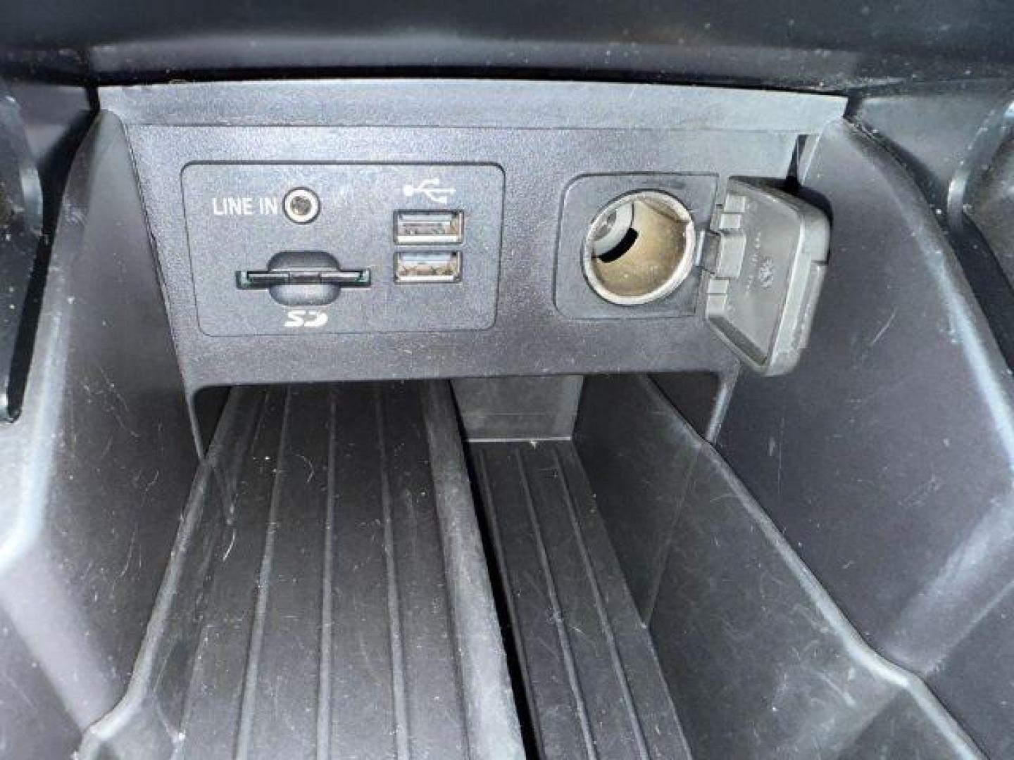 2015 Tuxedo Black Metallic /Charcoal Black, leather Ford Explorer Limited 4WD (1FM5K8F89FG) with an 3.5L V6 DOHC 24V engine, 6-Speed Automatic transmission, located at 1235 N Woodruff Ave., Idaho Falls, 83401, (208) 523-1053, 43.507172, -112.000488 - At Timberline Auto, finding a great deal on your next vehicle is always easy! Our experienced sales staff's goal is to help find you the right vehicle at the right price! Our knowledgeable finance department has options for almost any credit score. We offer extended service contract options to prote - Photo#17