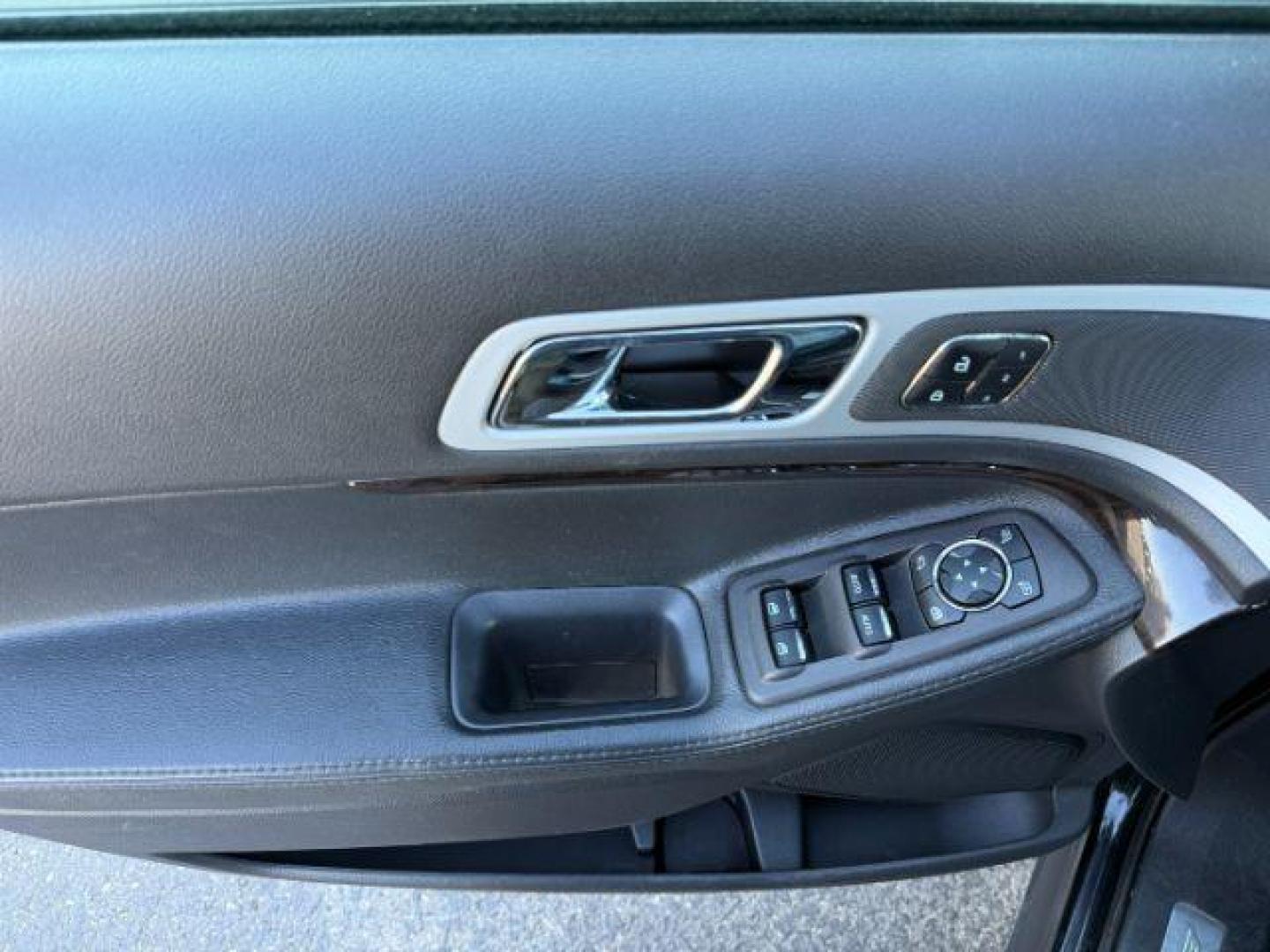 2015 Tuxedo Black Metallic /Charcoal Black, leather Ford Explorer Limited 4WD (1FM5K8F89FG) with an 3.5L V6 DOHC 24V engine, 6-Speed Automatic transmission, located at 1235 N Woodruff Ave., Idaho Falls, 83401, (208) 523-1053, 43.507172, -112.000488 - At Timberline Auto, finding a great deal on your next vehicle is always easy! Our experienced sales staff's goal is to help find you the right vehicle at the right price! Our knowledgeable finance department has options for almost any credit score. We offer extended service contract options to prote - Photo#21