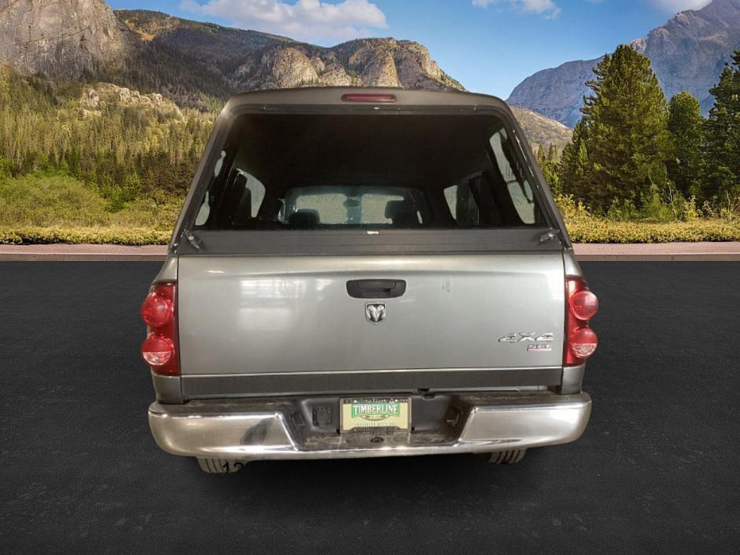 2007 GRAY /Medium Slate Gray Cloth Interior Dodge Ram 3500 SLT Quad Cab LWB 4WD DRW (3D7MX38C57G) with an 5.9L L6 OHV 24V TURBO DIESEL engine, 4-Speed Automatic transmission, located at 1235 N Woodruff Ave., Idaho Falls, 83401, (208) 523-1053, 43.507172, -112.000488 - At Timberline Auto, finding a great deal on your next vehicle is always easy! Our experienced sales staff's goal is to help find you the right vehicle at the right price! Our knowledgeable finance department has options for almost any credit score. We offer extended service contract options to prote - Photo#3