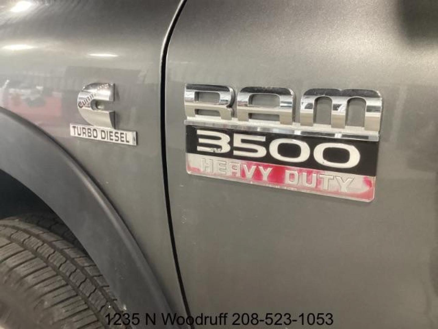 2007 GRAY /Medium Slate Gray Cloth Interior Dodge Ram 3500 SLT Quad Cab LWB 4WD DRW (3D7MX38C57G) with an 5.9L L6 OHV 24V TURBO DIESEL engine, 4-Speed Automatic transmission, located at 1235 N Woodruff Ave., Idaho Falls, 83401, (208) 523-1053, 43.507172, -112.000488 - At Timberline Auto, finding a great deal on your next vehicle is always easy! Our experienced sales staff's goal is to help find you the right vehicle at the right price! Our knowledgeable finance department has options for almost any credit score. We offer extended service contract options to prote - Photo#8