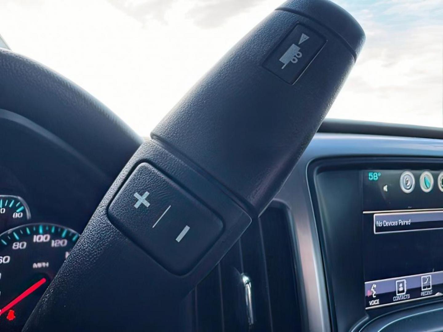 2018 Black /Jet Black, cloth Chevrolet Silverado 1500 LT Crew Cab 4WD (1GCUKREC0JF) with an 5.3L V8 OHV 16V engine, 6-Speed Automatic transmission, located at 1235 N Woodruff Ave., Idaho Falls, 83401, (208) 523-1053, 43.507172, -112.000488 - At Timberline Auto, finding a great deal on your next vehicle is always easy! Our experienced sales staff's goal is to help find you the right vehicle at the right price! Our knowledgeable finance department has options for almost any credit score. We offer extended service contract options to prote - Photo#27