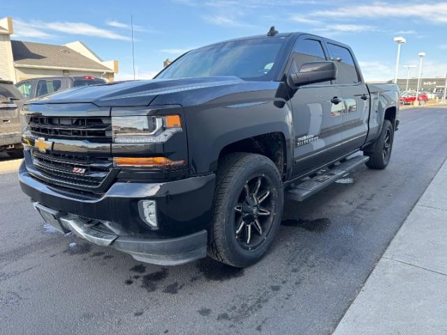 photo of 2018 Chevrolet Silverado 1500 LT Crew Cab 4WD