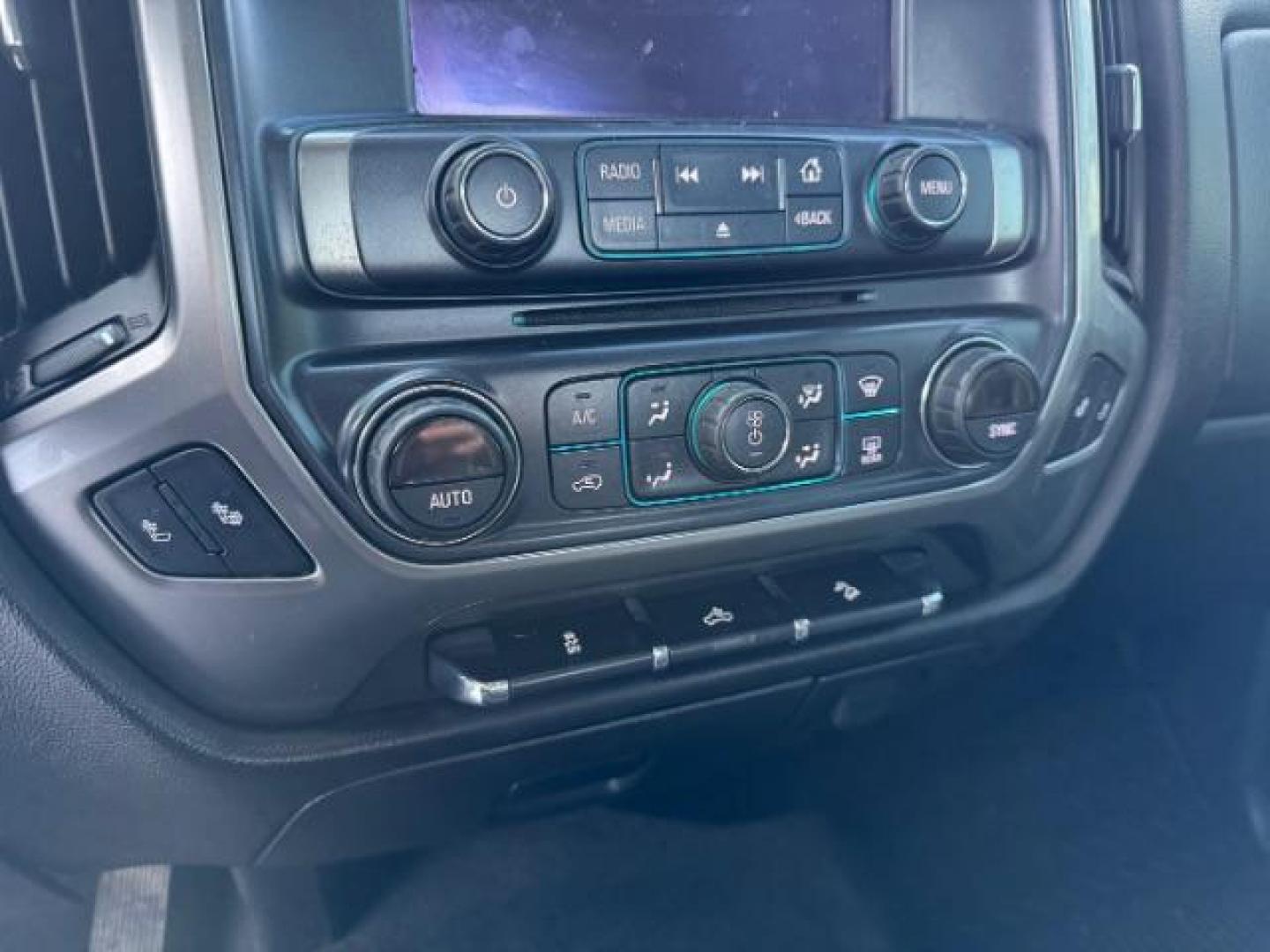 2018 Black /Jet Black, cloth Chevrolet Silverado 1500 LT Crew Cab 4WD (1GCUKREC0JF) with an 5.3L V8 OHV 16V engine, 6-Speed Automatic transmission, located at 1235 N Woodruff Ave., Idaho Falls, 83401, (208) 523-1053, 43.507172, -112.000488 - At Timberline Auto, finding a great deal on your next vehicle is always easy! Our experienced sales staff's goal is to help find you the right vehicle at the right price! Our knowledgeable finance department has options for almost any credit score. We offer extended service contract options to prote - Photo#18