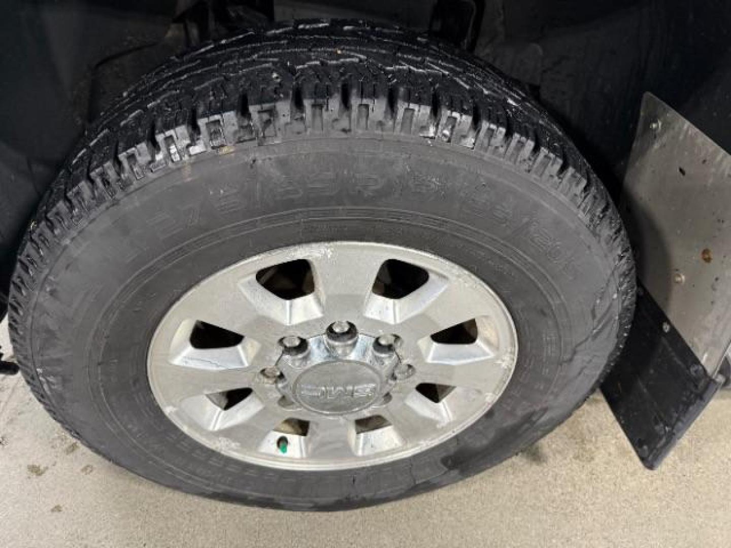 2012 Summit White /Ebony Leather Interior GMC Sierra 2500HD SLT Crew Cab 4WD (1GT121E8XCF) with an 6.6L V8 OHV 32V TURBO DIESEL engine, 6-Speed Automatic transmission, located at 1235 N Woodruff Ave., Idaho Falls, 83401, (208) 523-1053, 43.507172, -112.000488 - At Timberline Auto, finding a great deal on your next vehicle is always easy! Our experienced sales staff's goal is to help find you the right vehicle at the right price! Our knowledgeable finance department has options for almost any credit score. We offer extended service contract options to prote - Photo#8