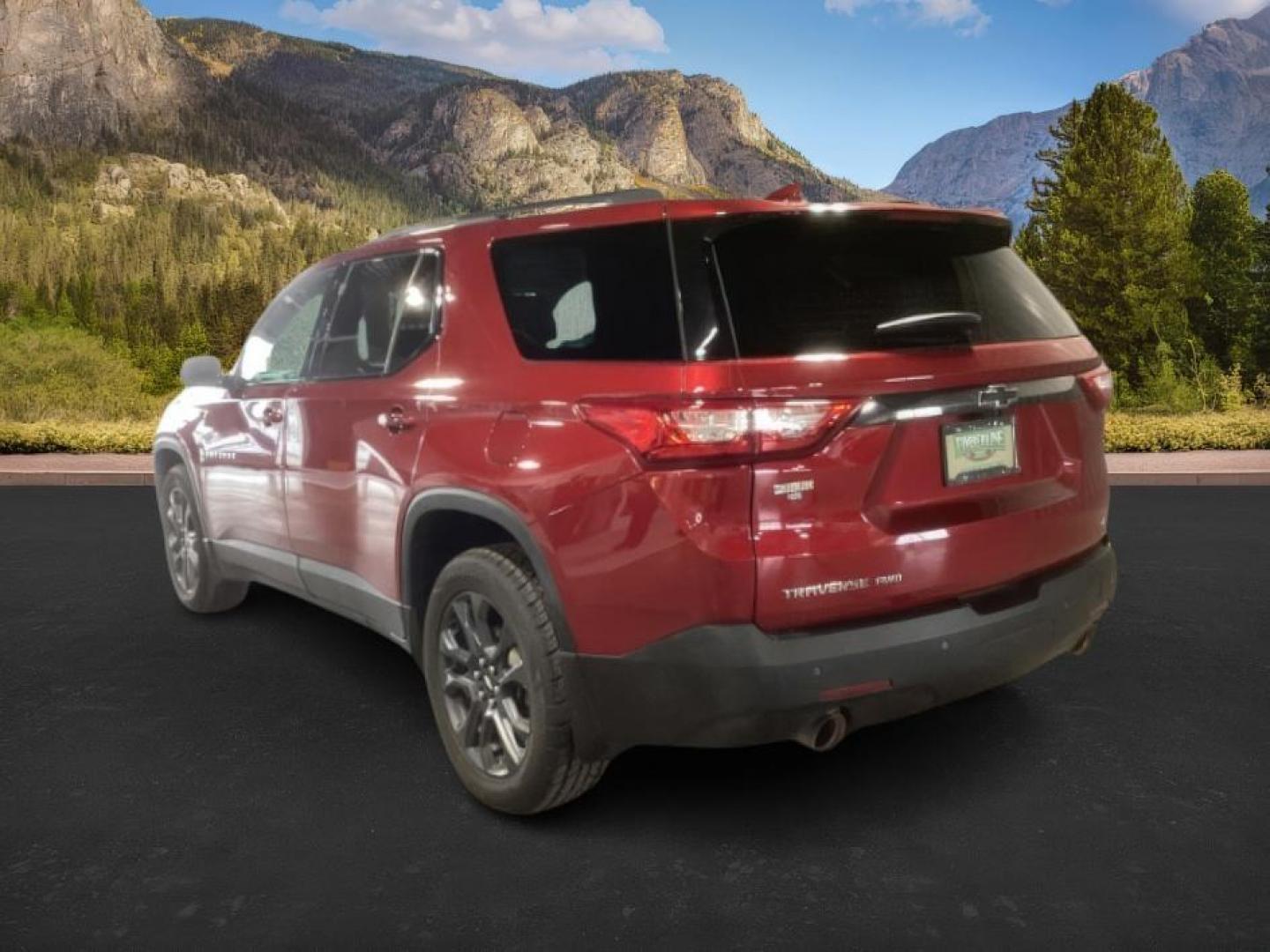2019 Cajun Red Tintcoat /Jet Black, leather Chevrolet Traverse Premier AWD (1GNEVJKW6KJ) with an 3.6L V6 DOHC 24V engine, 9-Speed Automatic transmission, located at 1235 N Woodruff Ave., Idaho Falls, 83401, (208) 523-1053, 43.507172, -112.000488 - At Timberline Auto, finding a great deal on your next vehicle is always easy! Our experienced sales staff's goal is to help find you the right vehicle at the right price! Our knowledgeable finance department has options for almost any credit score. We offer extended service contract options to prote - Photo#2