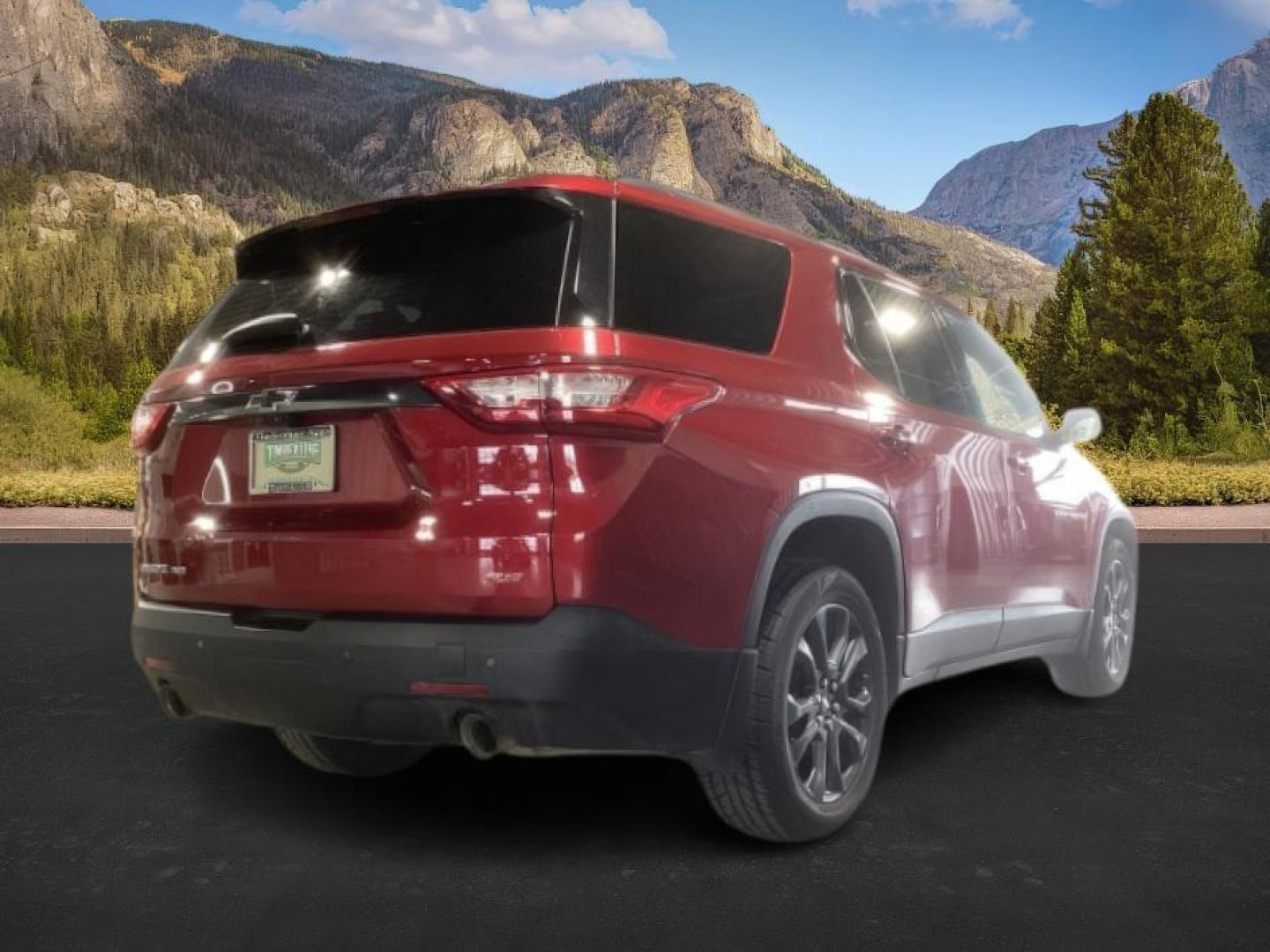 2019 Cajun Red Tintcoat /Jet Black, leather Chevrolet Traverse Premier AWD (1GNEVJKW6KJ) with an 3.6L V6 DOHC 24V engine, 9-Speed Automatic transmission, located at 1235 N Woodruff Ave., Idaho Falls, 83401, (208) 523-1053, 43.507172, -112.000488 - At Timberline Auto, finding a great deal on your next vehicle is always easy! Our experienced sales staff's goal is to help find you the right vehicle at the right price! Our knowledgeable finance department has options for almost any credit score. We offer extended service contract options to prote - Photo#4