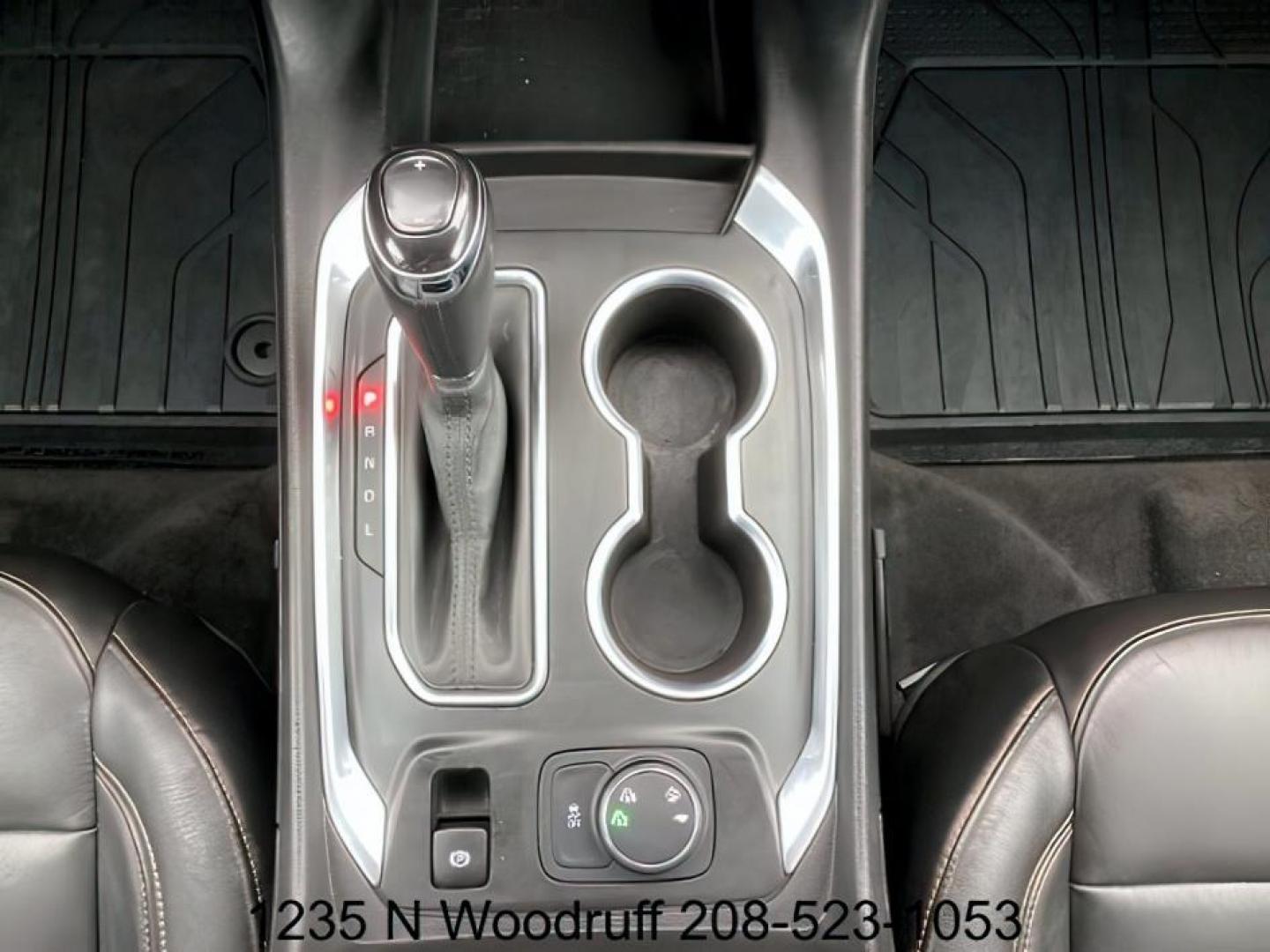 2019 Cajun Red Tintcoat /Jet Black, leather Chevrolet Traverse Premier AWD (1GNEVJKW6KJ) with an 3.6L V6 DOHC 24V engine, 9-Speed Automatic transmission, located at 1235 N Woodruff Ave., Idaho Falls, 83401, (208) 523-1053, 43.507172, -112.000488 - At Timberline Auto, finding a great deal on your next vehicle is always easy! Our experienced sales staff's goal is to help find you the right vehicle at the right price! Our knowledgeable finance department has options for almost any credit score. We offer extended service contract options to prote - Photo#24