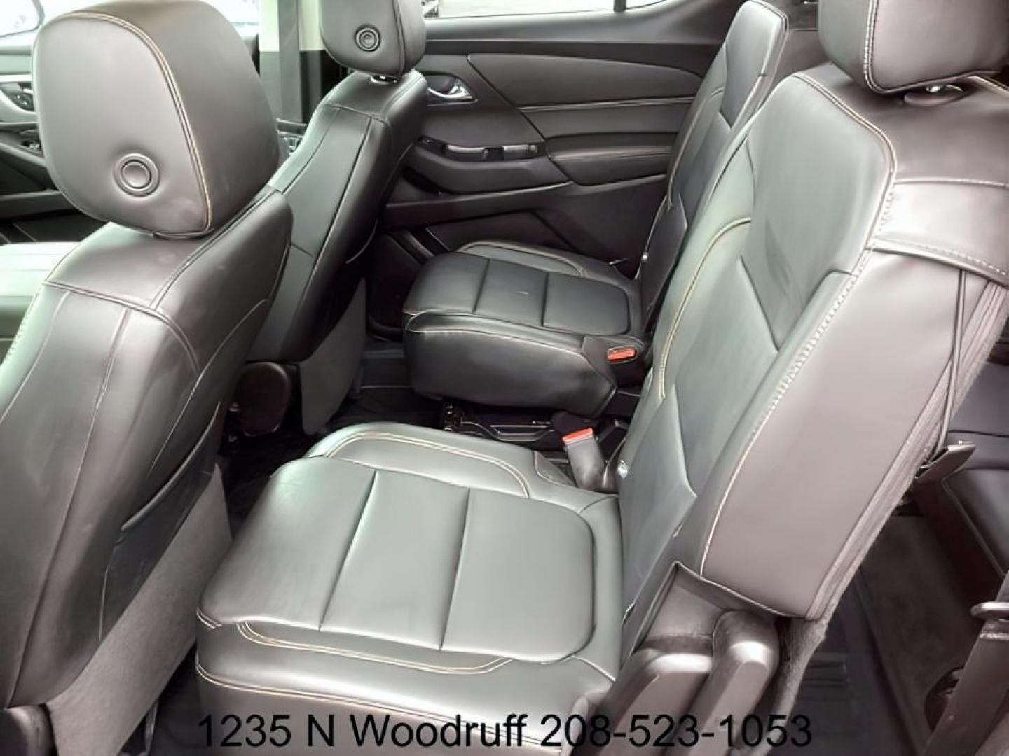 2019 Cajun Red Tintcoat /Jet Black, leather Chevrolet Traverse Premier AWD (1GNEVJKW6KJ) with an 3.6L V6 DOHC 24V engine, 9-Speed Automatic transmission, located at 1235 N Woodruff Ave., Idaho Falls, 83401, (208) 523-1053, 43.507172, -112.000488 - At Timberline Auto, finding a great deal on your next vehicle is always easy! Our experienced sales staff's goal is to help find you the right vehicle at the right price! Our knowledgeable finance department has options for almost any credit score. We offer extended service contract options to prote - Photo#25